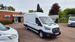 DRG14B · Ford Transit 350 2023 diesel-transportbil - skåp framifrån — Transport Bil Syd Skåne